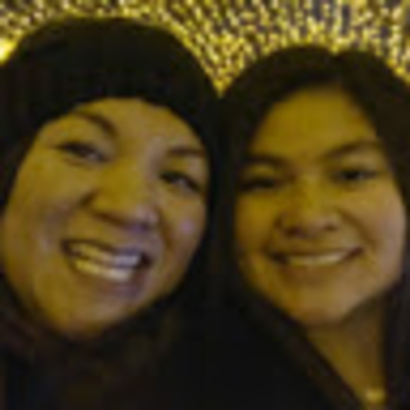 Meet your Posher, Trinity - Picture 1 of 1